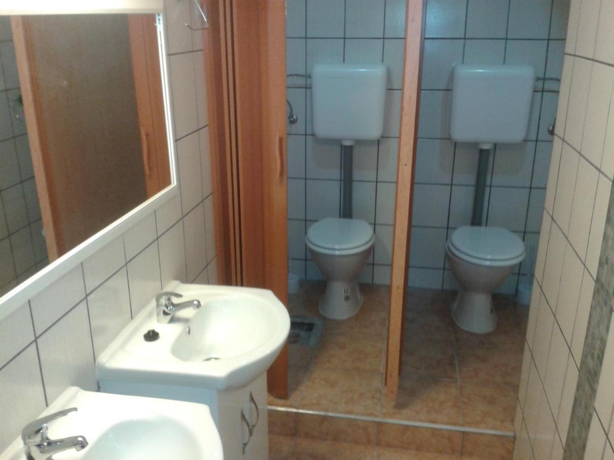 Hostel Maros Дьєр Екстер'єр фото
