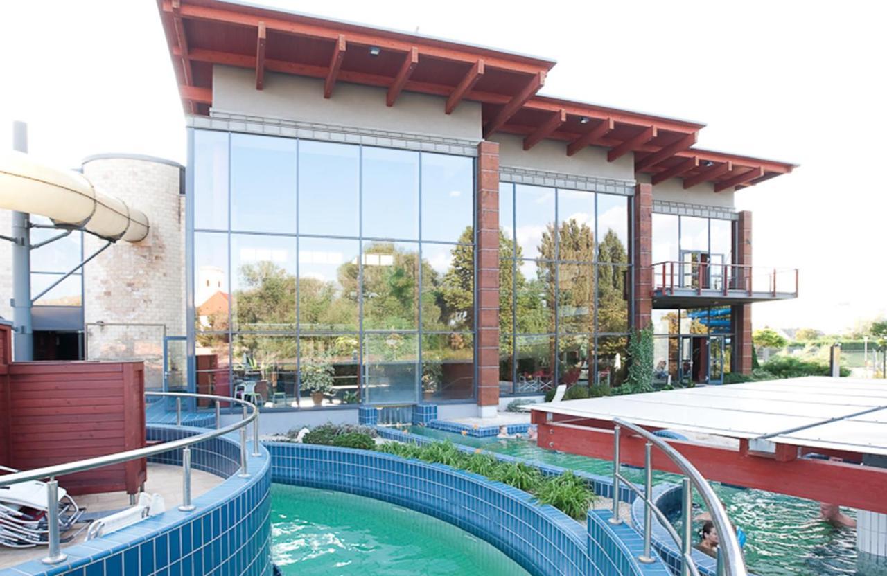 Hostel Maros Дьєр Екстер'єр фото