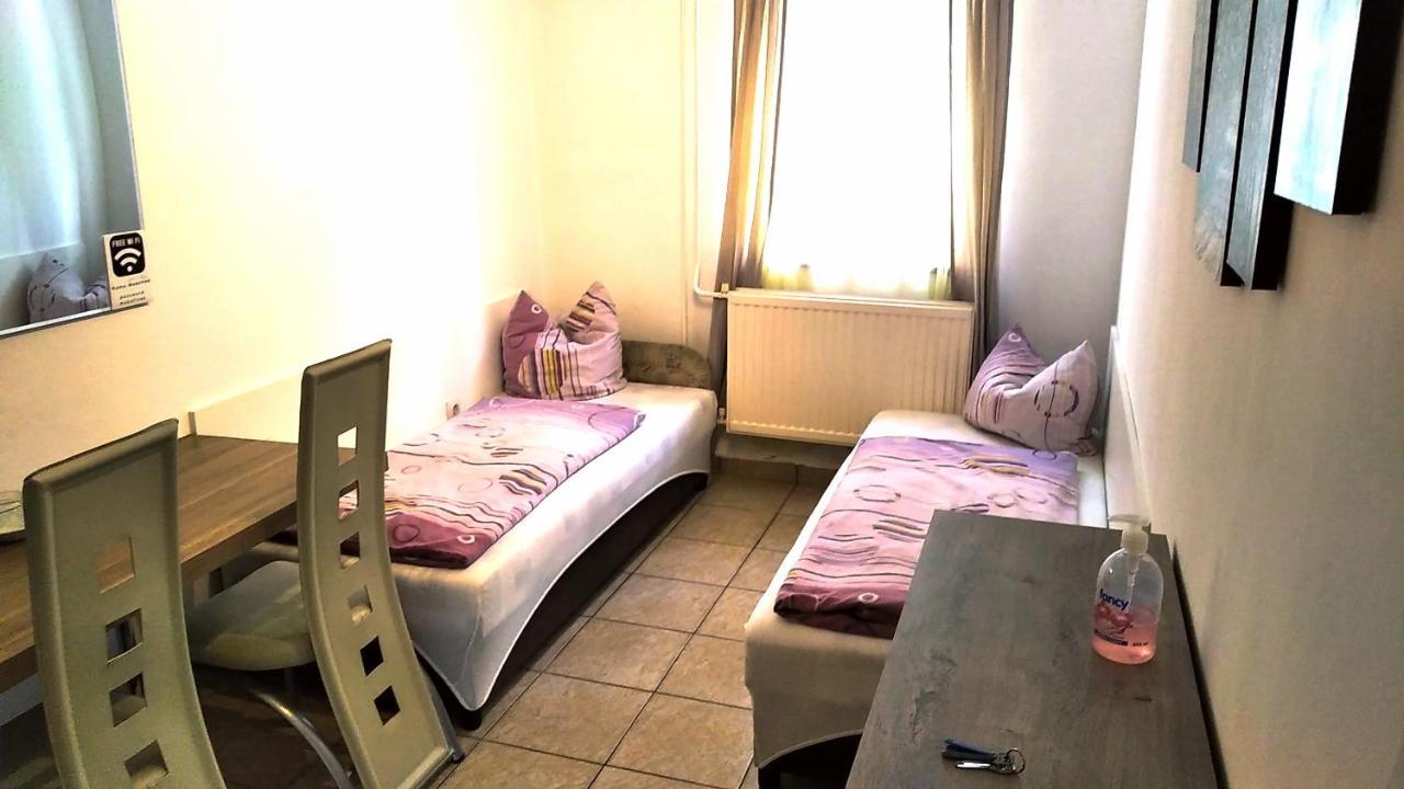 Hostel Maros Дьєр Екстер'єр фото